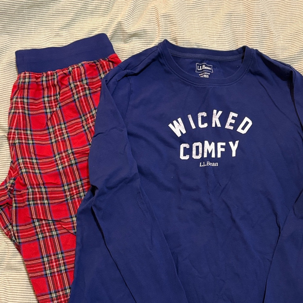 L.L. Bean Wicked Comfy Flannel Pajama Set